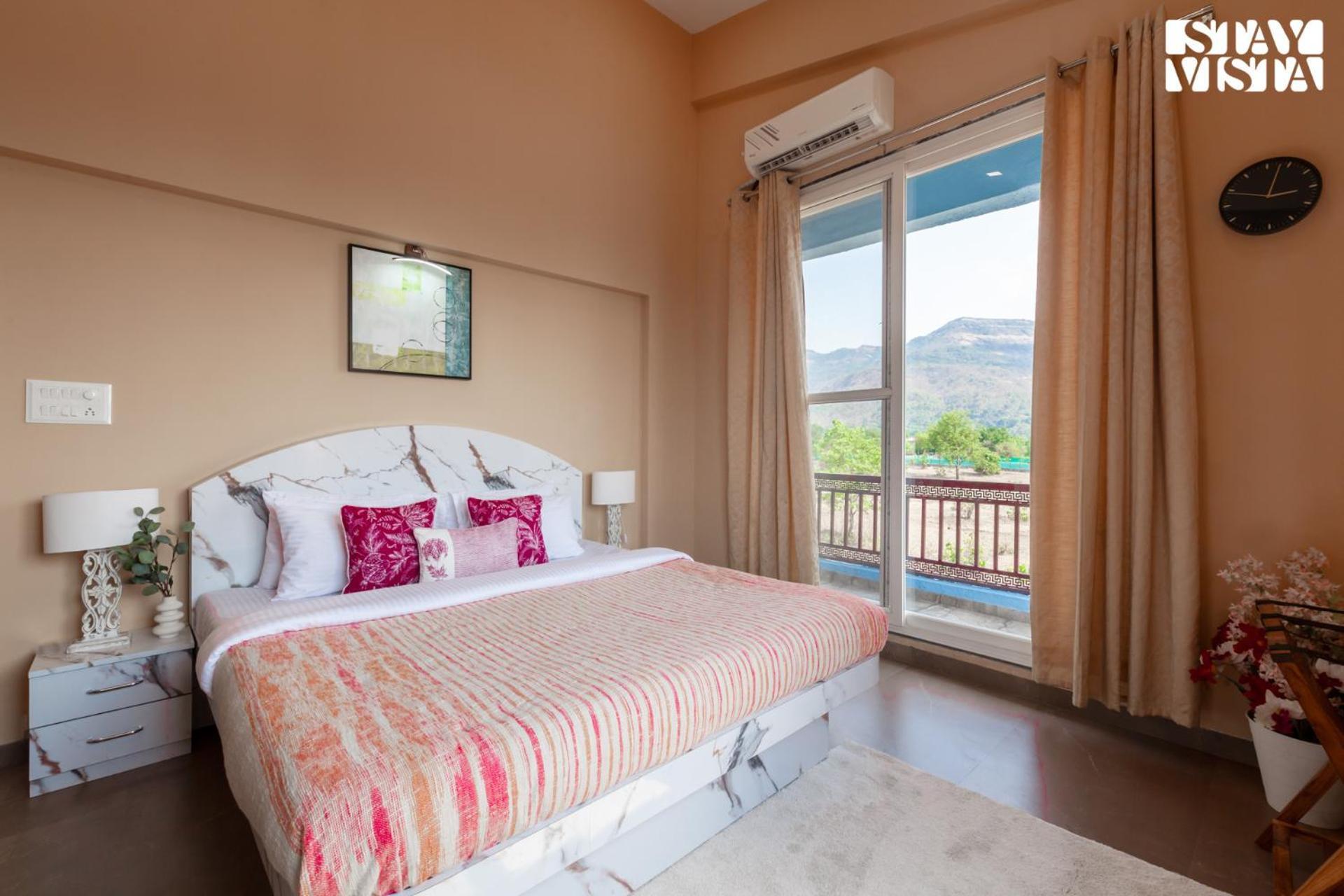 Stayvista'S Hillside Meadows - Mountainside Retreat With Farm View, Pool & Deck, Lawn & Gazebo Chinchavli Exterior photo